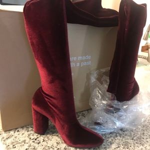 New on box ZARA high boots✨ $45